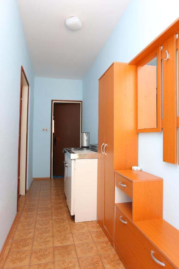 Rooms With A Parking Space Split - 17766 外观 照片