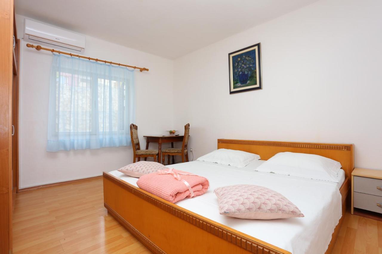 Rooms With A Parking Space Split - 17766 外观 照片