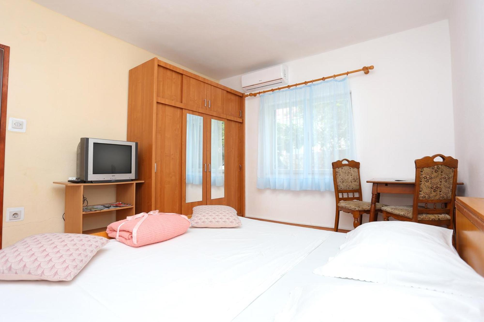 Rooms With A Parking Space Split - 17766 客房 照片